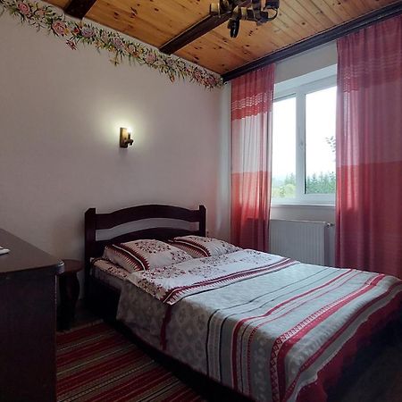 Ukrainochka Hotel Славске Екстериор снимка