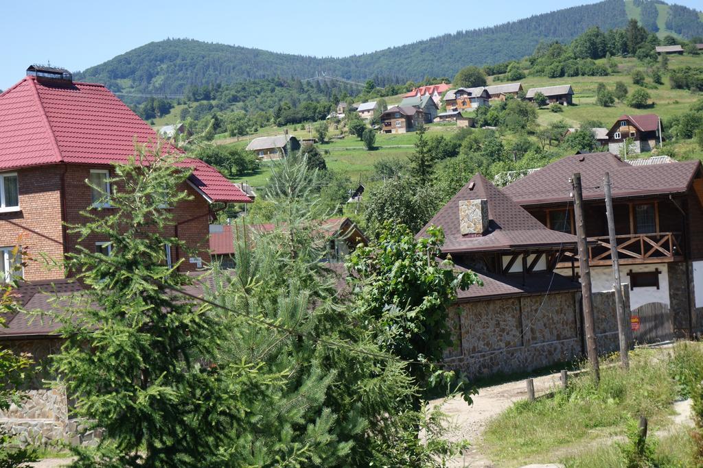 Ukrainochka Hotel Славске Екстериор снимка